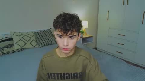 Snapshot of boicute chatting on October 2025 09:18:01 AM ALEXPVT IS OPEN online show from October 2025 09:18:01 AM