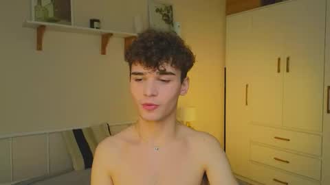 Snapshot of boicute chatting on October 2025 10:27:02 AM ALEXPVT IS OPEN online show from October 2025 10:27:02 AM