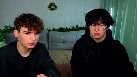 ALEXPVT IS OPEN online show from December 2025 05:51:01 PM