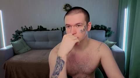 ALEXPVT IS OPEN online show from January 2026 01:47:02 PM