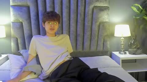 Snapshot of boleyn_lovell chatting on March 2025 01:18:01 PM Boleyn online show from March 2025 01:18:01 PM