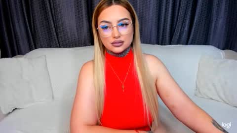 Snapshot of bom_bonx chatting on November 2025 05:24:01 PM Amy online show from November 2025 05:24:01 PM