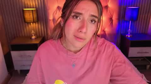 bonnali_lune online show from February 2026 08:35:01 AM