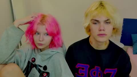 Jessy  Mark online show from October 2025 05:13:01 PM