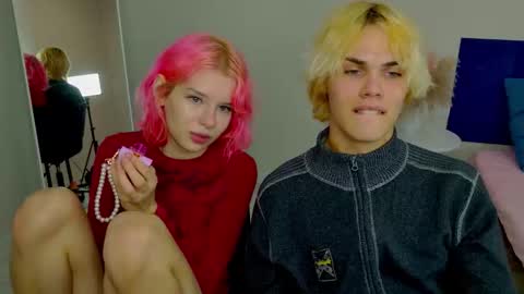 Jessy  Mark online show from October 2025 05:13:02 PM