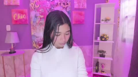 Bonnie online show from December 2024 11:44:01 AM