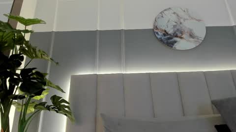 Bonnie online show from March 2025 02:48:01 AM