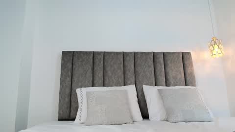 Bonnie online show from October 2025 06:32:02 AM