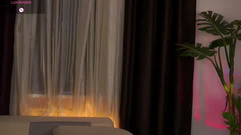 Grace online show from January 2025 10:27:01 AM