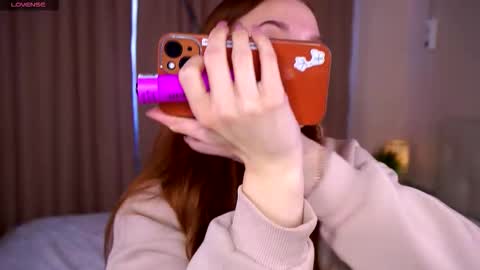 Grace online show from September 2025 04:01:02 AM