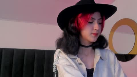   online show from December 2024 11:43:02 AM