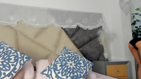   online show from January 2025 11:37:02 AM