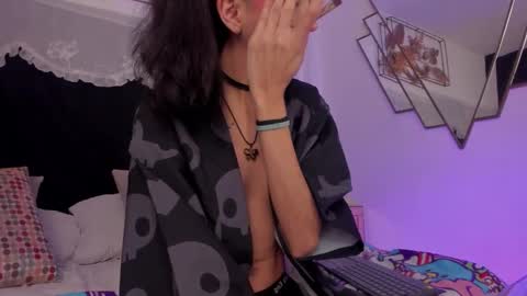   online show from October 2025 12:24:01 AM