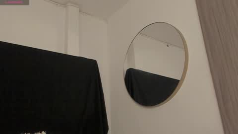   online show from October 2025 11:42:02 PM