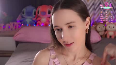 Emma online show from September 2025 01:06:02 AM