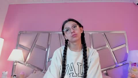 Bonnie  online show from December 2024 03:26:01 PM