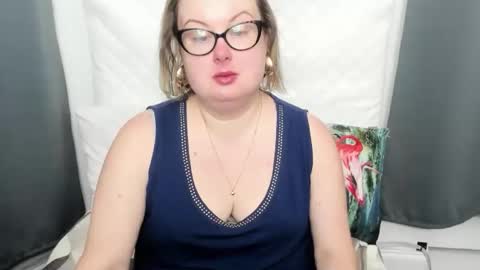 Snapshot of bonnieshining chatting on February 2026 05:02:01 AM Bonnie online show from February 2026 05:02:01 AM