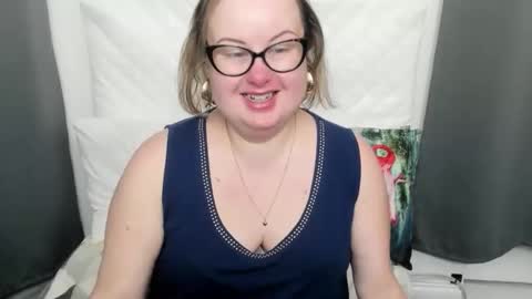 Snapshot of bonnieshining chatting on February 2026 04:50:02 AM Bonnie online show from February 2026 04:50:02 AM