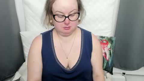 Snapshot of bonnieshining chatting on February 2026 09:02:02 AM Bonnie online show from February 2026 09:02:02 AM