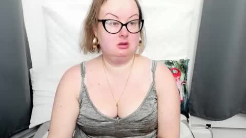 Snapshot of bonnieshining chatting on March 2026 05:46:01 AM Bonnie online show from March 2026 05:46:01 AM