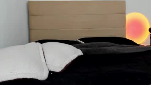 Snapshot of bonnieshyy chatting on March 2025 07:37:02 PM Bonnie online show from March 2025 07:37:02 PM