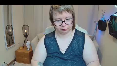 Snapshot of bonnnyboobsy chatting on May 2026 12:12:01 PM bonnnyboobsy online show from May 2026 12:12:01 PM