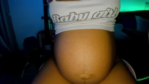 Bonny  online show from December 2024 10:55:02 PM