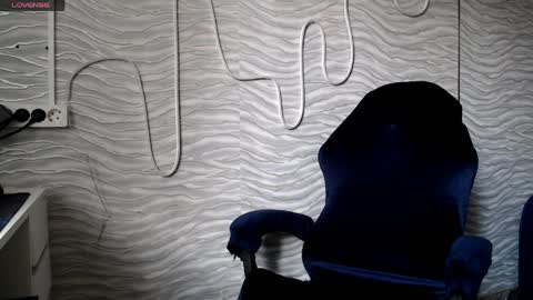 bonny_klyde95 online show from April 2026 11:10:02 AM