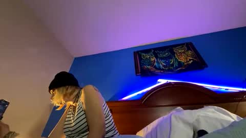 boobookittyfuxx online show from November 2025 06:25:01 AM