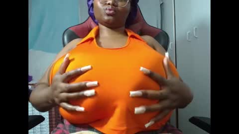 Snapshot of boobygoddessxxx chatting on June 2026 01:32:02 PM boobygoddessxxx online show from June 2026 01:32:02 PM