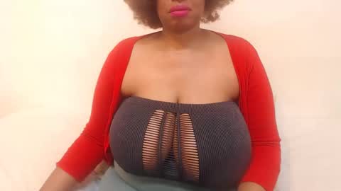 Snapshot of boobyqueen24 chatting on January 2025 06:49:02 AM boobyqueen online show from January 2025 06:49:02 AM