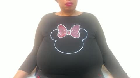 boobyqueen online show from April 2026 07:04:02 PM