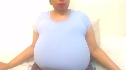 Snapshot of boobyqueen24 chatting on June 2026 07:07:01 PM boobyqueen online show from June 2026 07:07:01 PM
