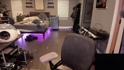 Snapshot of booker_baxton chatting on January 2025 07:03:01 AM Booker Baxton online show from January 2025 07:03:01 AM