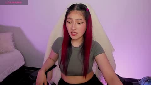 Snapshot of boonie_girl chatting on December 2024 04:34:02 AM Booniee online show from December 2024 04:34:02 AM