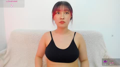 Snapshot of boonie_girl chatting on January 2025 08:44:02 AM Booniee online show from January 2025 08:44:02 AM