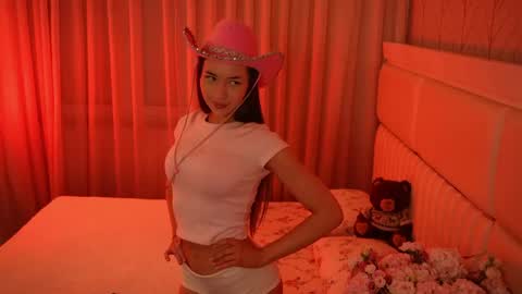 Snapshot of boootyfrytti chatting on April 2026 08:57:02 PM boootyfrytti online show from April 2026 08:57:02 PM