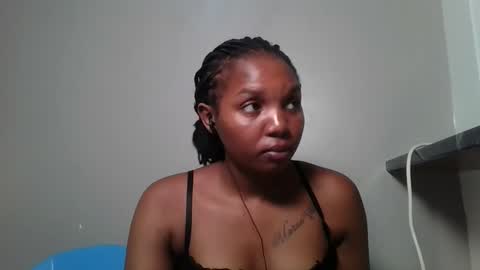 bootie_caramel online show from May 2026 02:25:01 PM