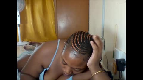 sandrah online show from January 2025 07:47:02 PM