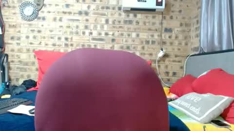 Snapshot of bootytwerkxxx chatting on May 2026 07:08:01 PM bootytwerkxxx online show from May 2026 07:08:01 PM