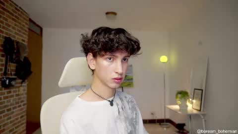 Bream online show from October 2025 12:02:02 PM