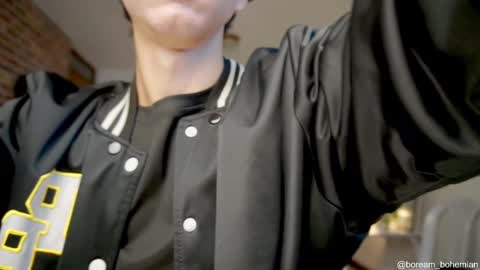 Bream online show from October 2025 11:08:02 AM