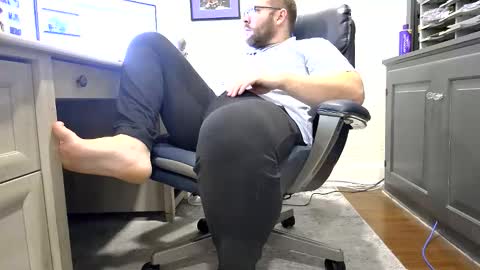 Boredhorndog online show from November 2025 02:03:01 AM