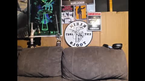 bossdeuce420 online show from April 2026 04:46:01 AM