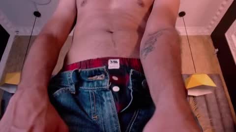 Snapshot of bossdominator1 chatting on September 2025 03:43:01 AM Boss online show from September 2025 03:43:01 AM