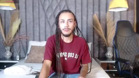 Snapshot of bossdominator1 chatting on September 2025 03:22:01 AM Boss online show from September 2025 03:22:01 AM