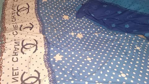 bossetassy online show from April 2026 03:17:01 AM