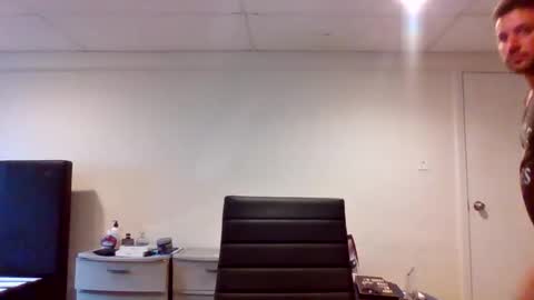 The Italian Boss  online show from November 2025 07:15:02 PM