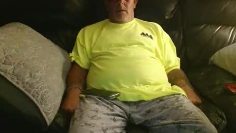 bostonguy1969 online show from September 2025 02:02:02 AM