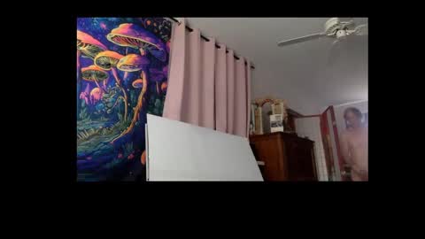 Bottomboo7 online show from December 2024 01:22:02 PM